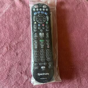 New Spectrum UR5U-8780L-TWC CLIKR-5 Cable Remote Control  (1A-03- 2OU5)